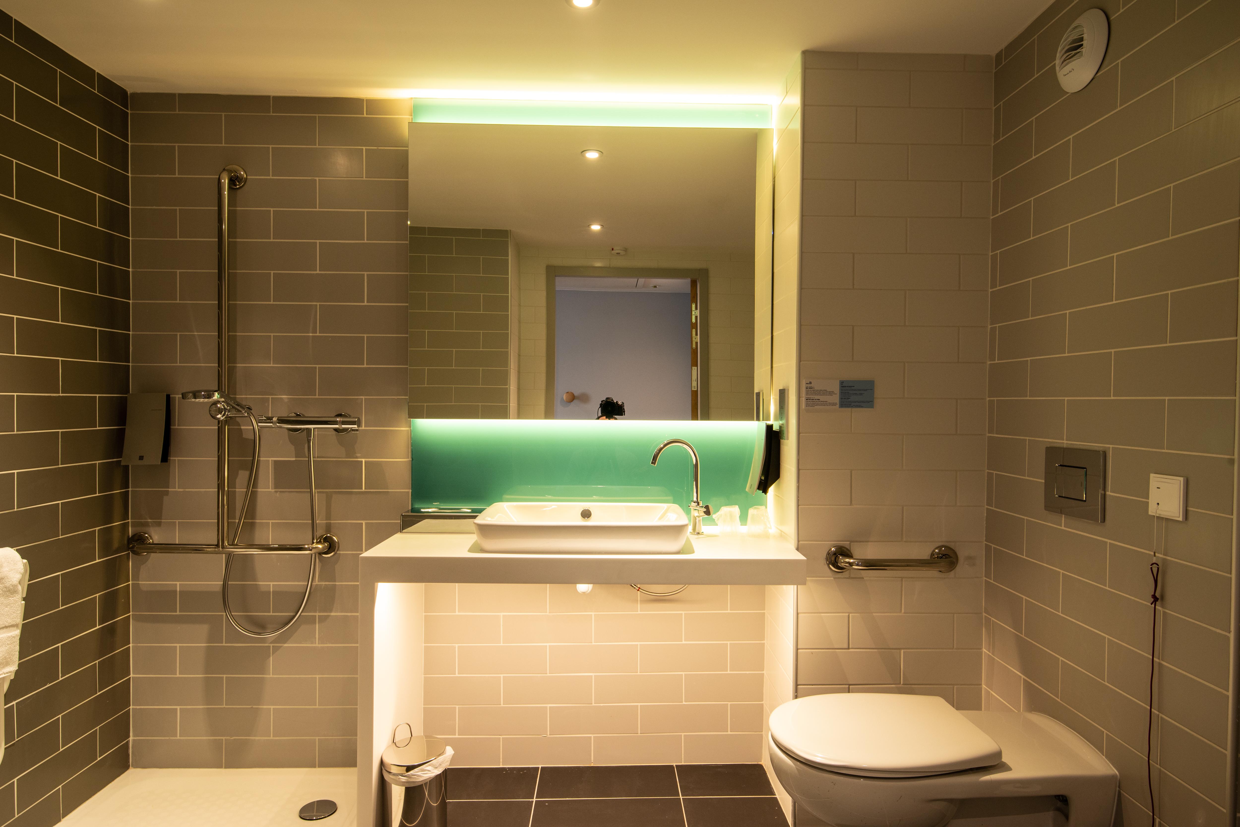 Holiday Inn Express - Bordeaux - Lormont By Ihg Exterior photo